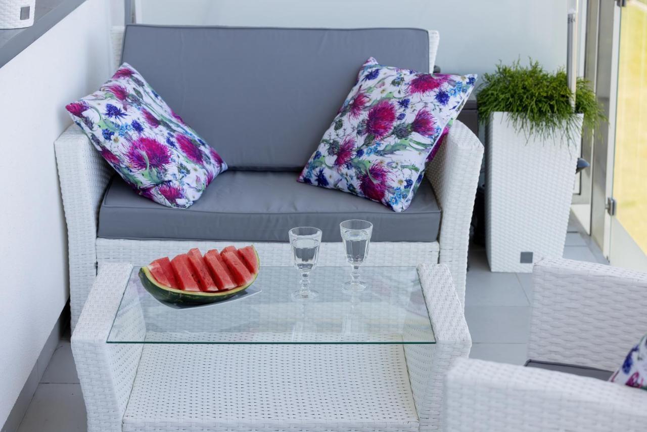 Baltini Premium Apartament Blizej Morza Kolobrzeg Luaran gambar
